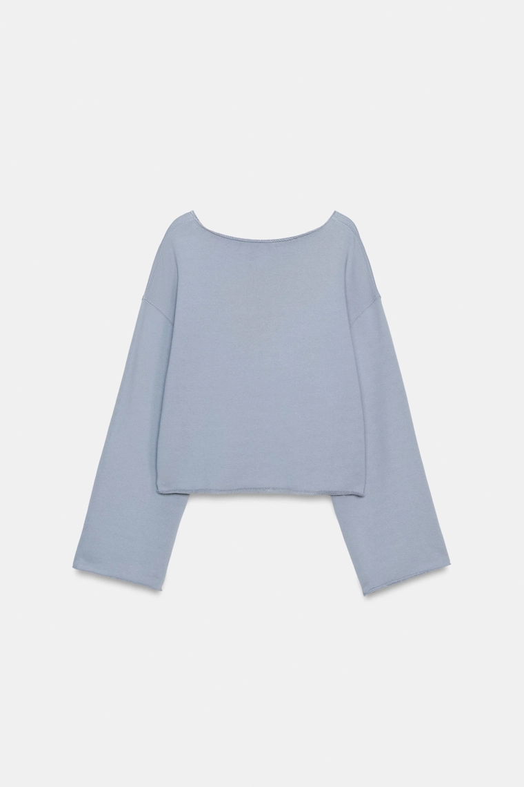 Свитшот с лодочным вырезом