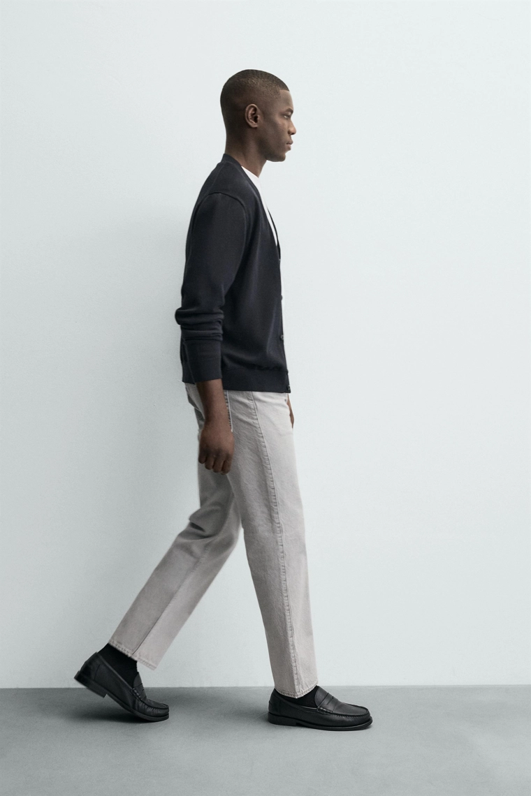 Прямые джинсы длиной до щиколотки