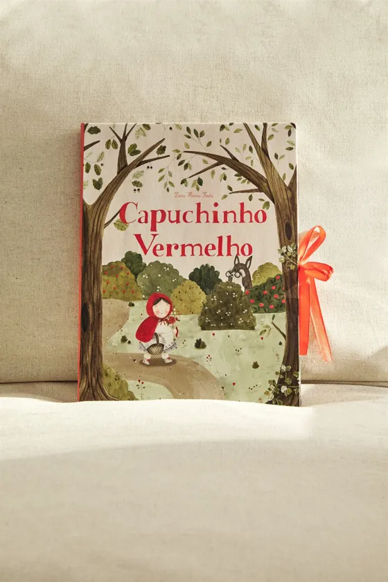 Детская книга-карусель маленькая красная шапочка