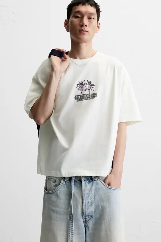 Футболка с контрастным принтом