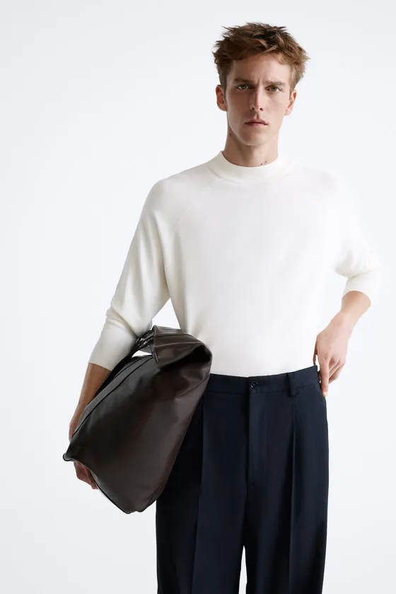 СВИТЕР С ВОРОТНИКОМ-СТОЙКОЙ