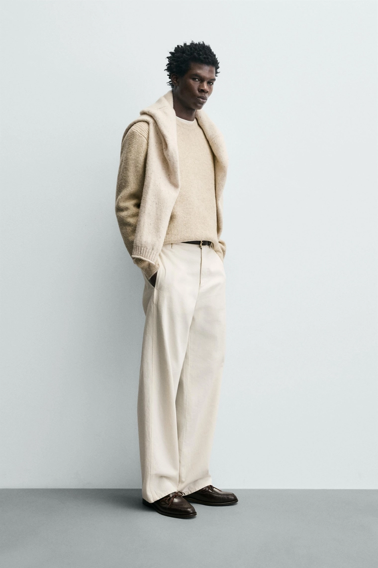 Свитер с рельефным узором свободного кроя