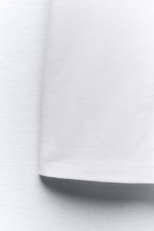 Футболка со декоративной строчкой на спине- Заказать в России