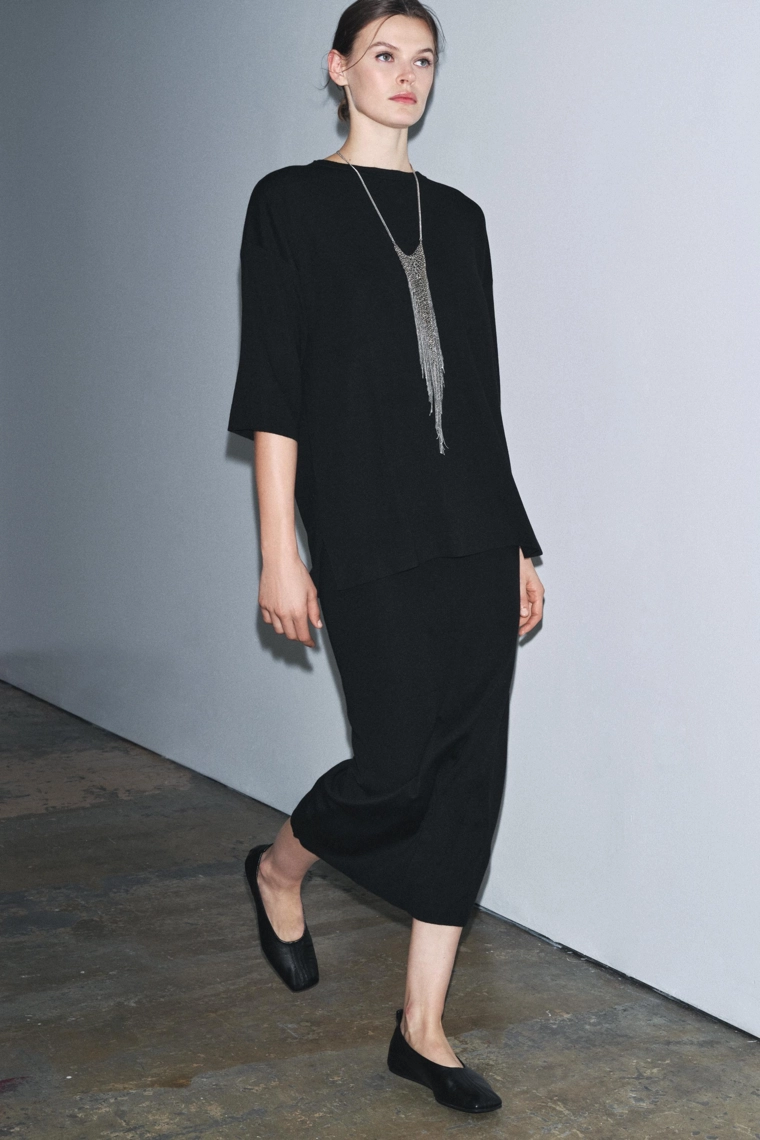 Свободный трикотажный топ