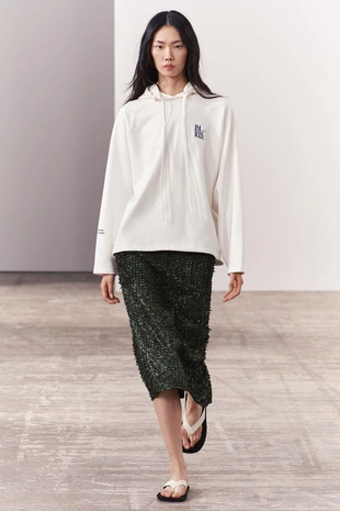 Худи с вышивкой- Заказать в России