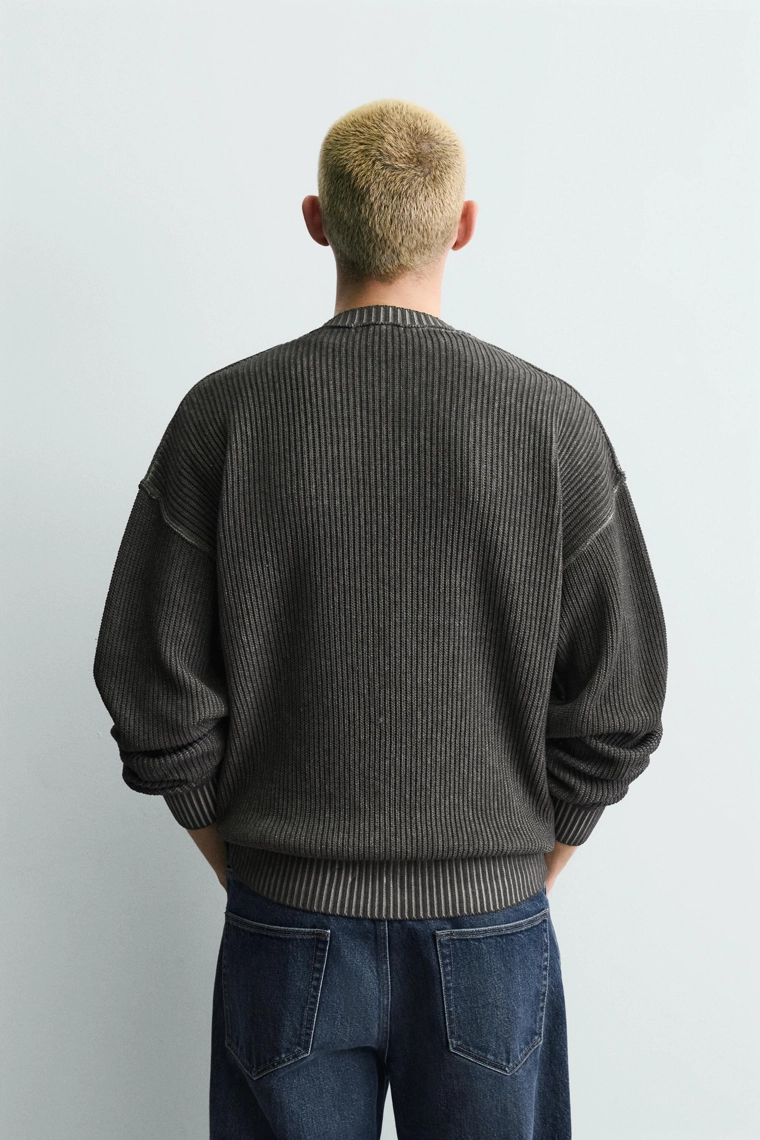 Джемпер с принтом и эффектом выцветания