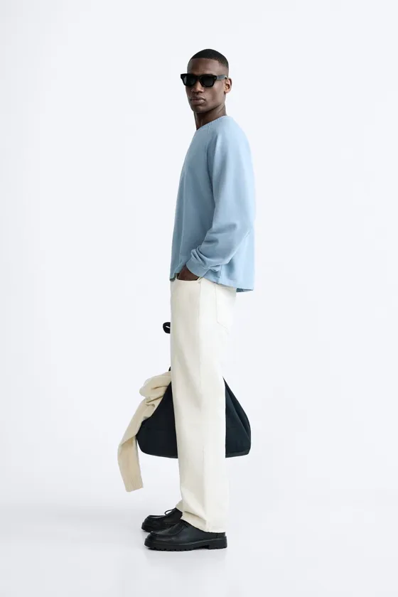 ТОЛСТОВКА ИЗ ТКАНИ С ЭФФЕКТОМ ПОТЕРТОСТИ