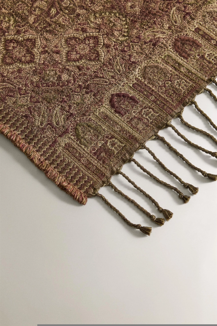 Покрывало с жаккардовым узором paisley