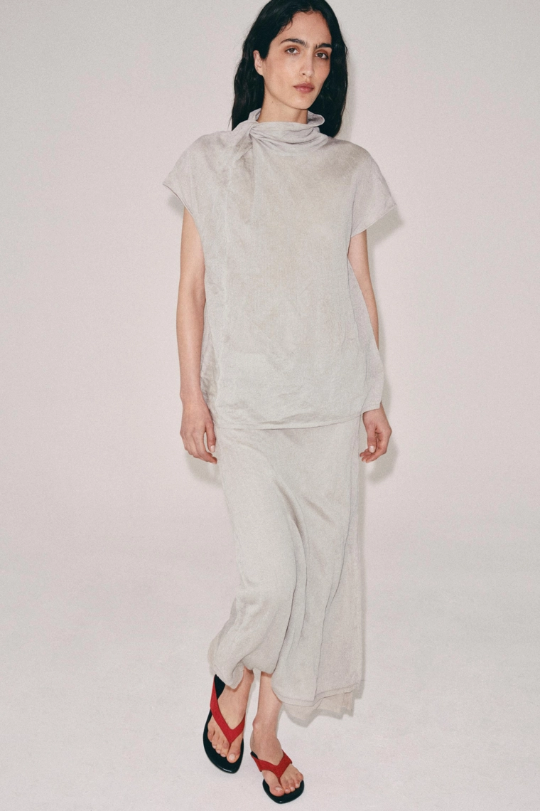 Юбка миди с волнистыми складками из вязаного материала