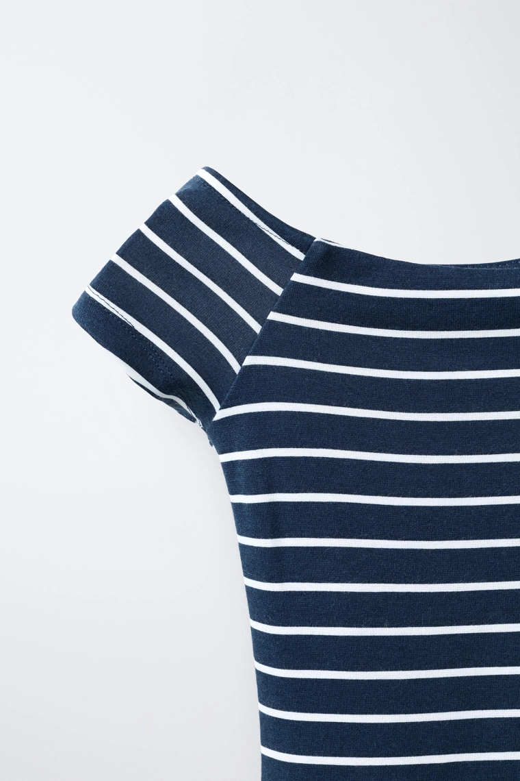 Платье из принтованного ромового трикотажа