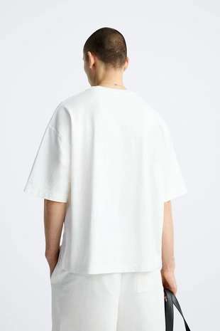 Футболка геометрического кроя- Заказать в России