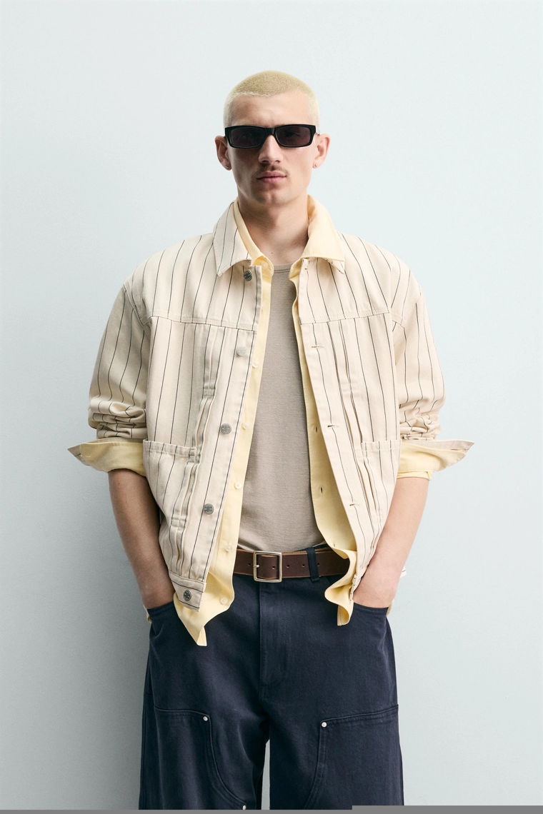 Пиджак в полоску свободного кроя