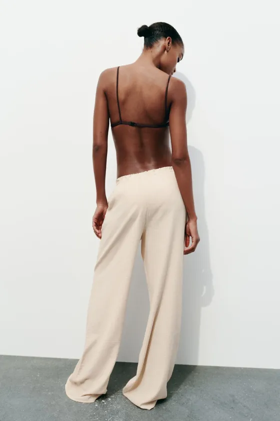 БРЮКИ ИЗ ТКАНИ С РЕЛЬЕФНЫМ УЗОРОМ