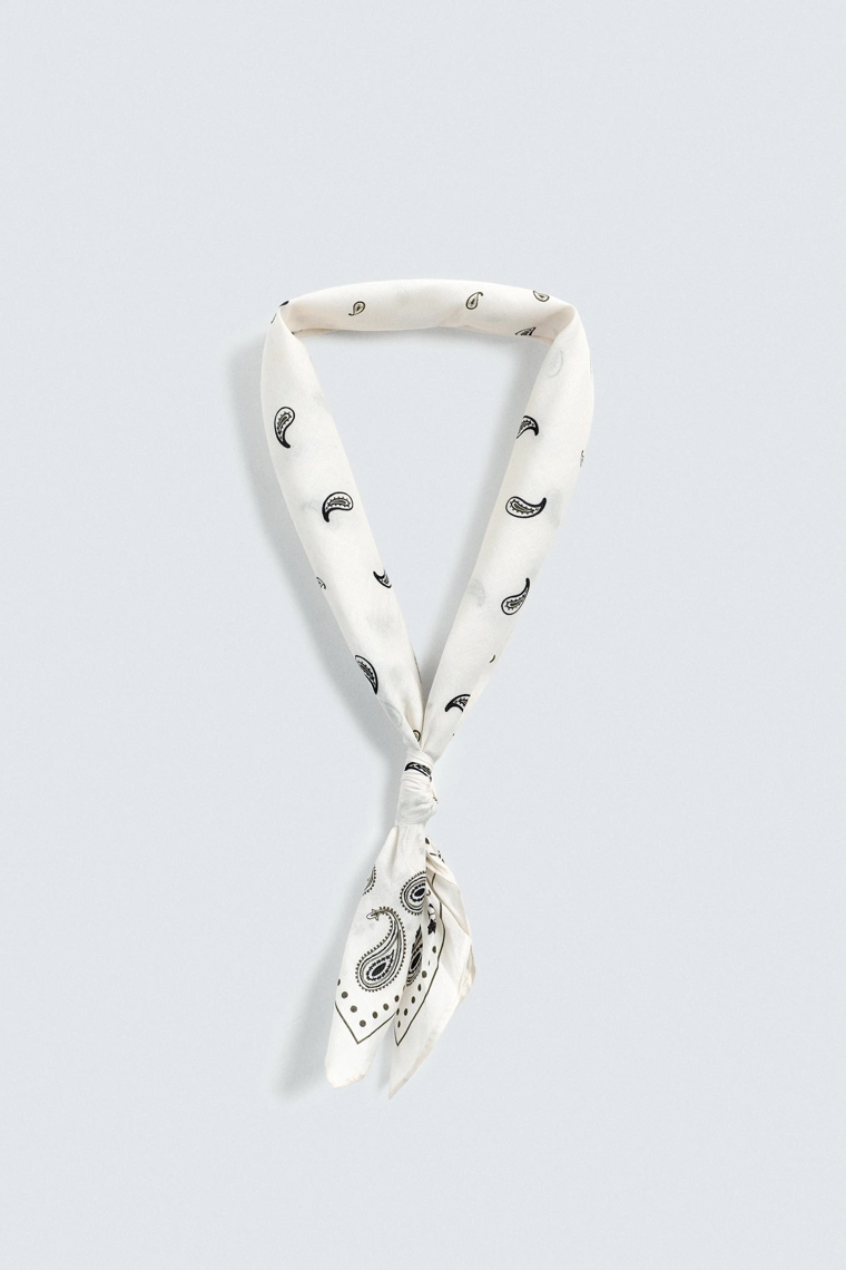 Бандана с орнаментом paisley