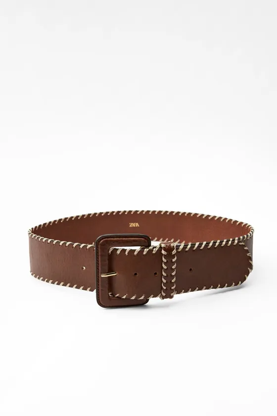 КОЖАНЫЙ РЕМЕНЬ С ДЕКОРАТИВНОЙ СТРОЧКОЙ