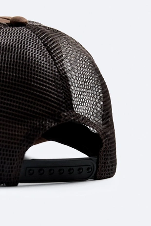 Кепка с рельефной надписью- Заказать в России