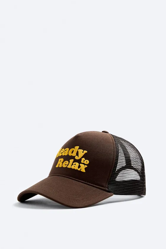 КЕПКА С РЕЛЬЕФНОЙ НАДПИСЬЮ