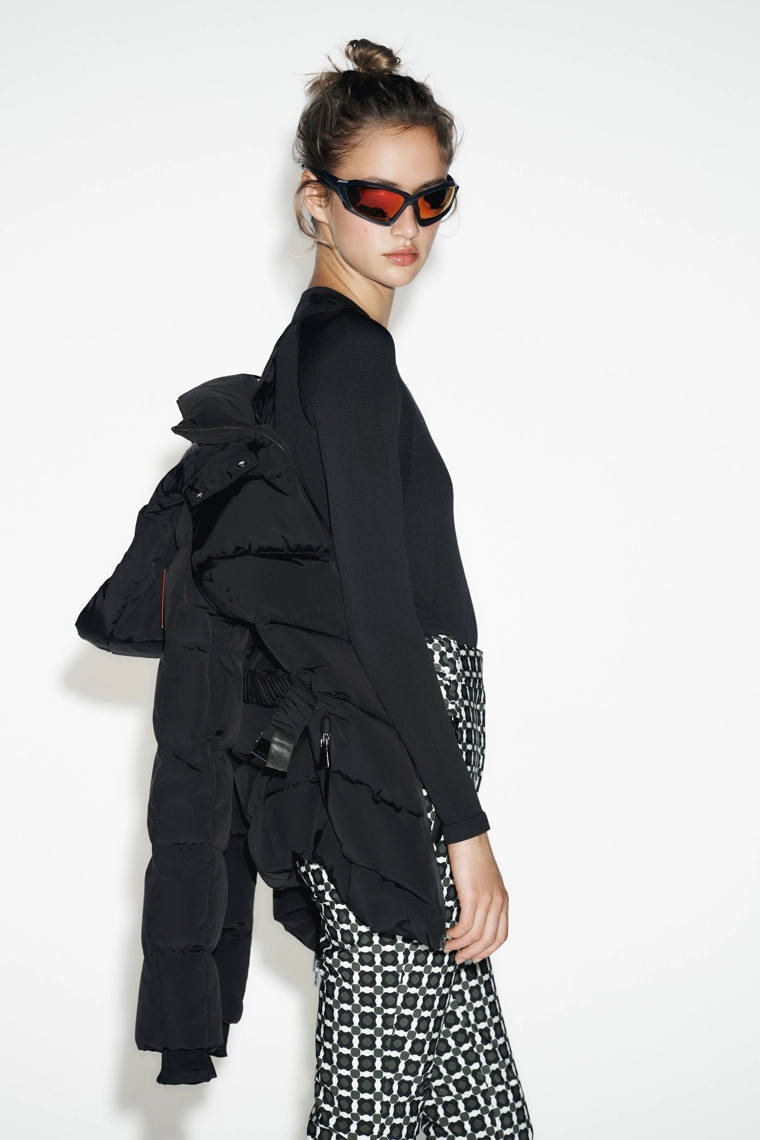 Ветрозащитный остовной пуховик с технологией recco® ski collection