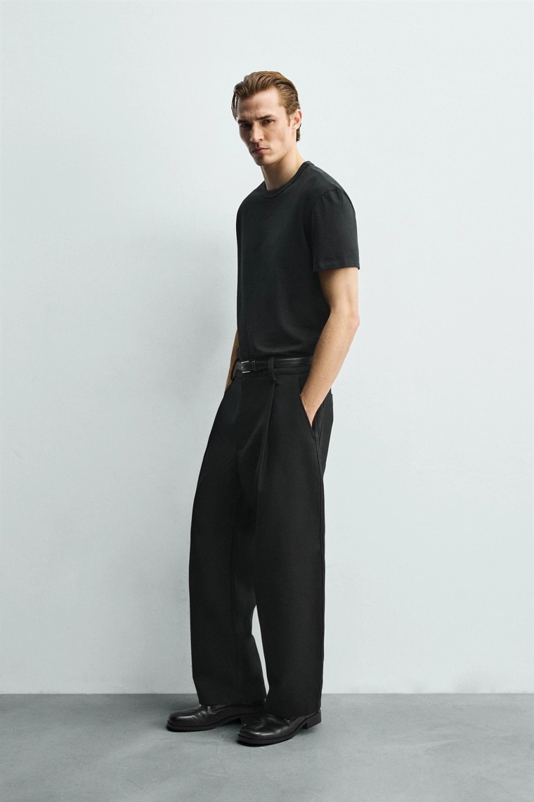 Мякая футболка свободного кроя