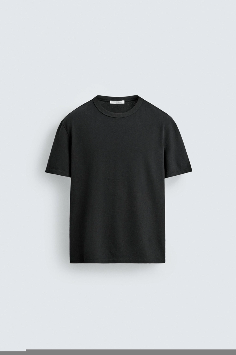 Мякая футболка свободного кроя