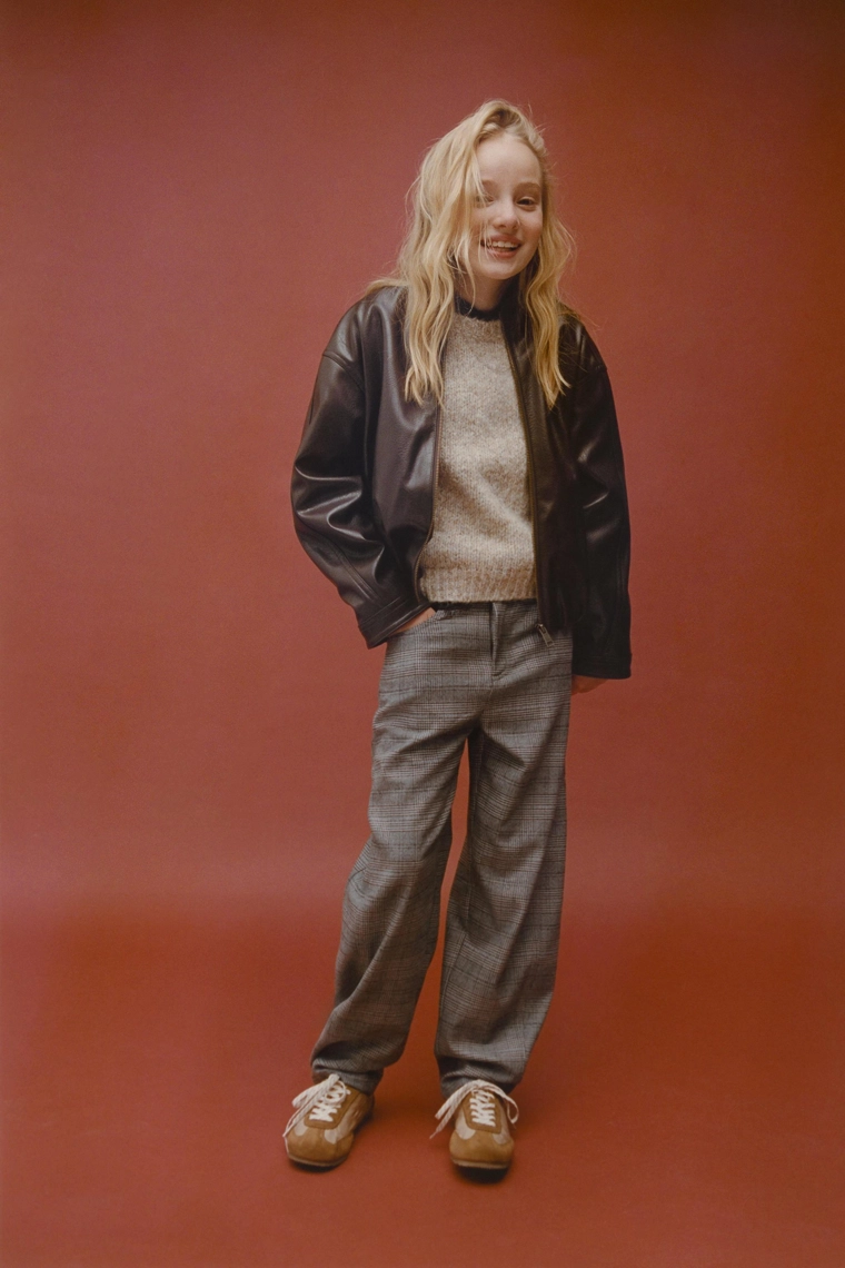 Теплые брюки-бочки в клетку