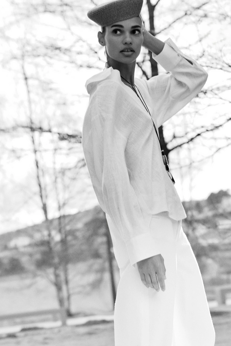 Блузка из льняно-хлопковой смеси с воротником-поло