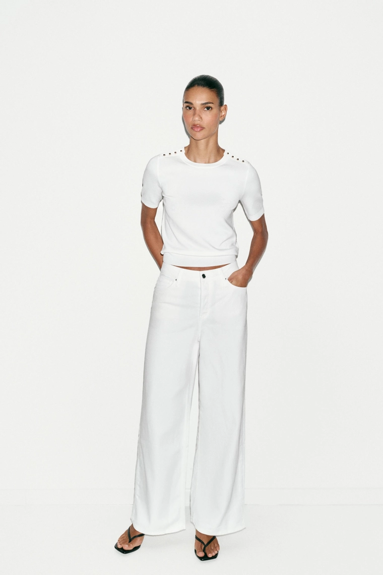 Трикотажный свитер с коротким рукавом