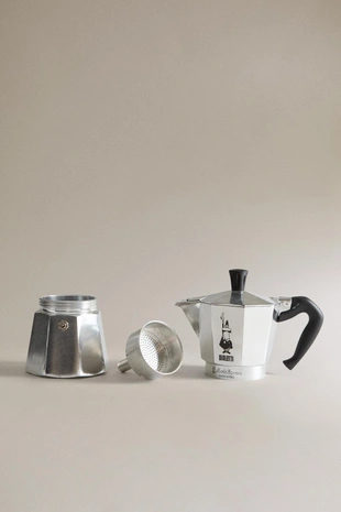 Кофеварка BIALETTI на 6 чашек- Заказать в России