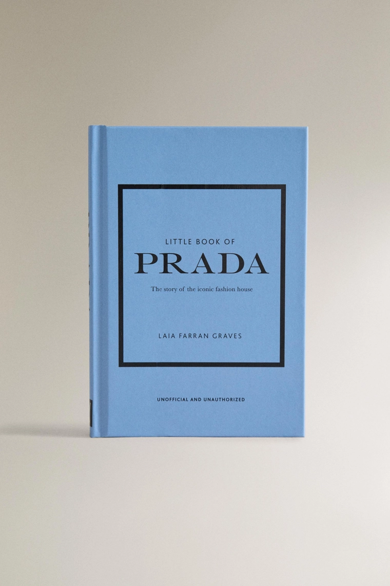 Маленькая книга prada (на английском языке)