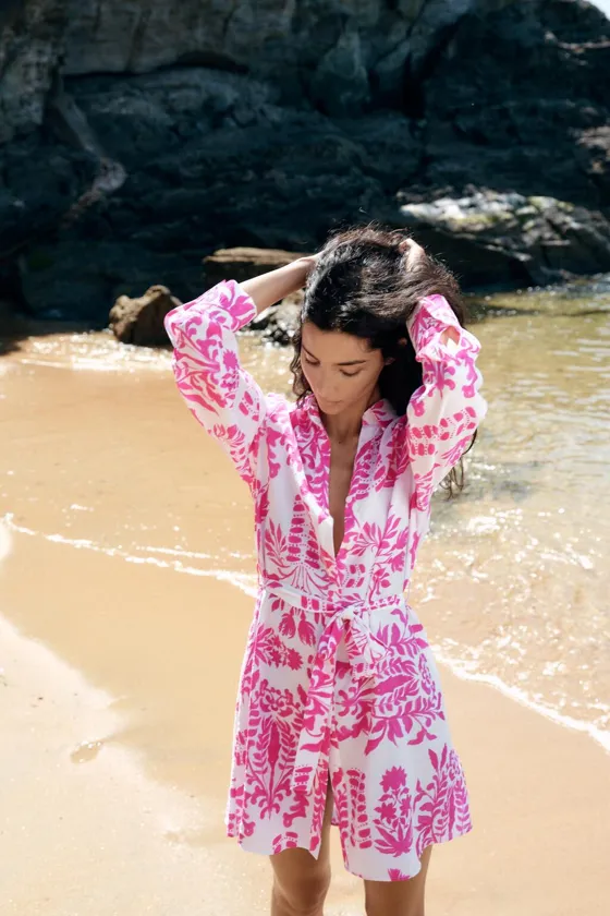 ПЛАТЬЕ-РУБАШКА В ПОЛОСКУ С ПОЯСОМ