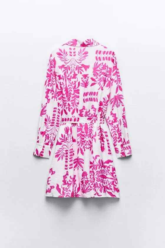 ПЛАТЬЕ-РУБАШКА В ПОЛОСКУ С ПОЯСОМ