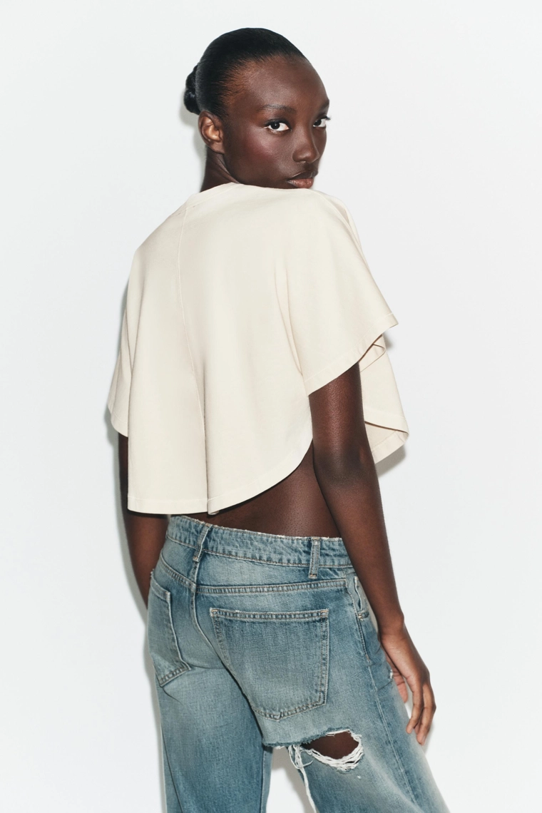 Топ с косухой и потертостями