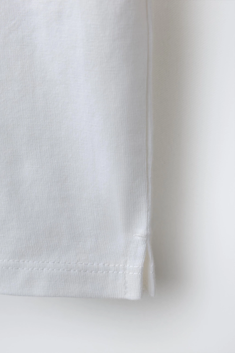 Футболка с прорезиненным аппликей