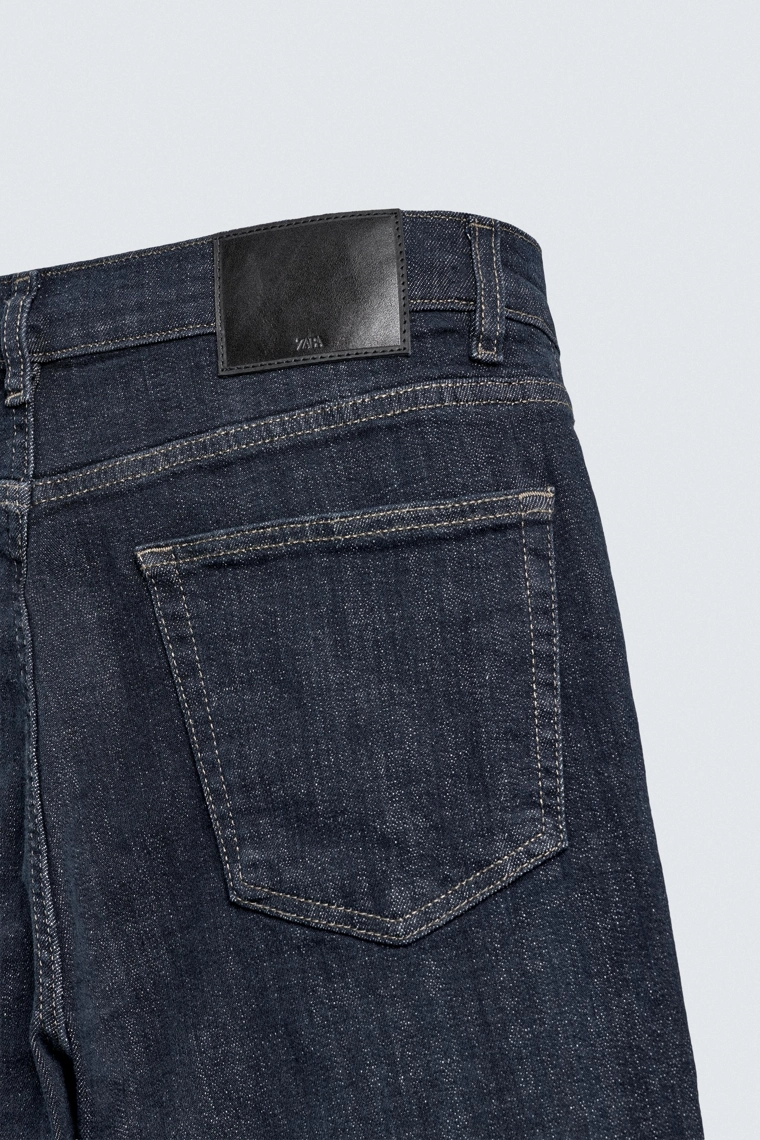 Джинсы comfort slim fit