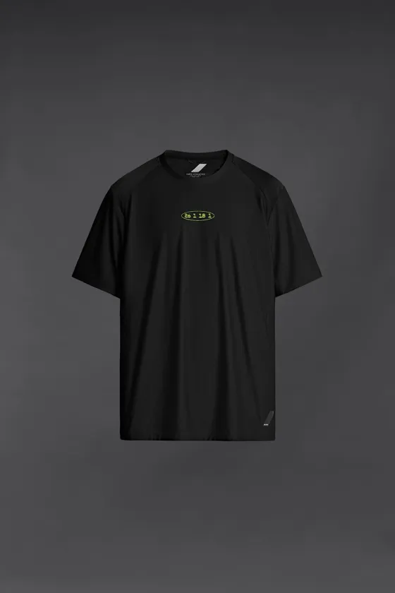 СПОРТИВНАЯ ФУТБОЛКА ИЗ РЕЛЬЕФНОЙ ТКАНИ