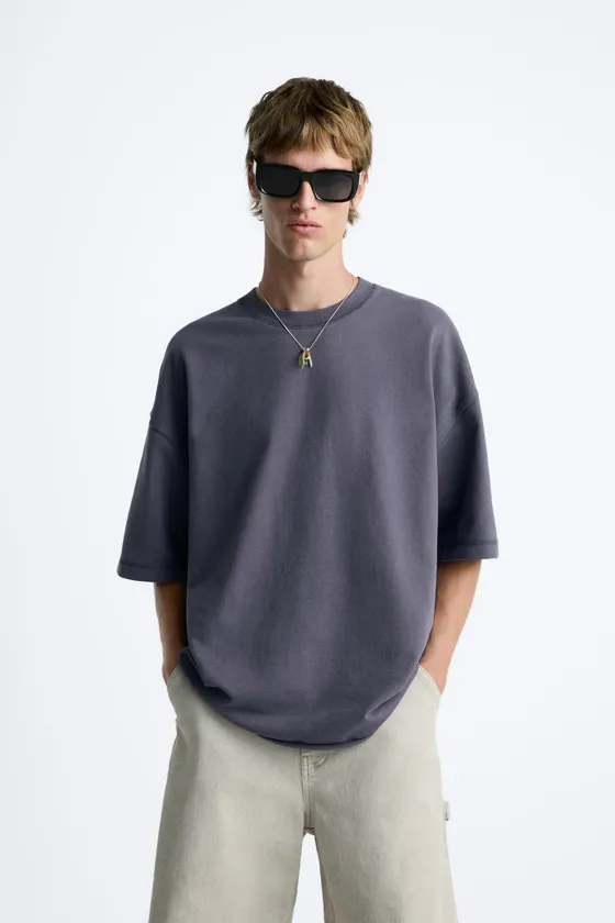ТОЛСТОВКА В СТИЛЕ OVERSIZE С ПОТЕРТЫМ ЭФФЕКТОМ