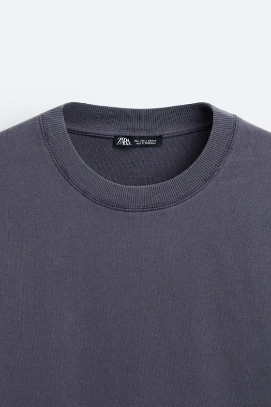 ТОЛСТОВКА В СТИЛЕ OVERSIZE С ПОТЕРТЫМ ЭФФЕКТОМ