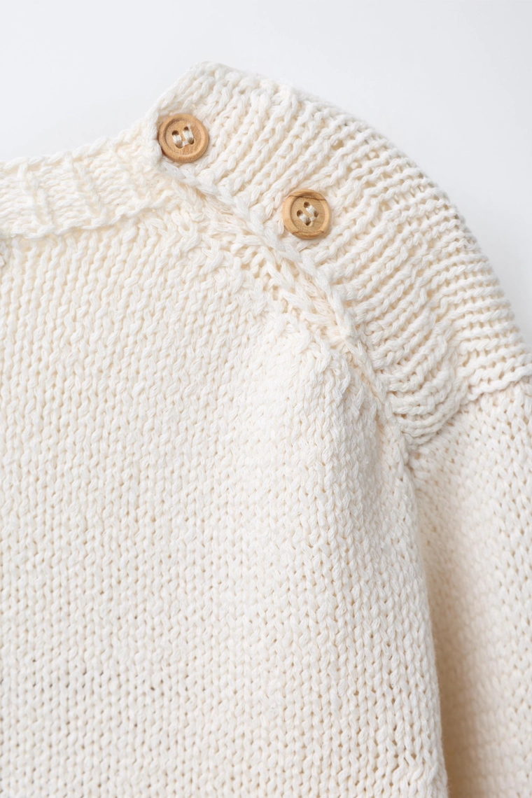 Пуловер с вязаным кроличьим принтом