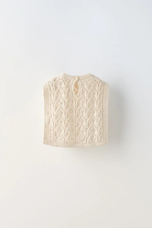 Жилет с ажурным узором- Заказать в России