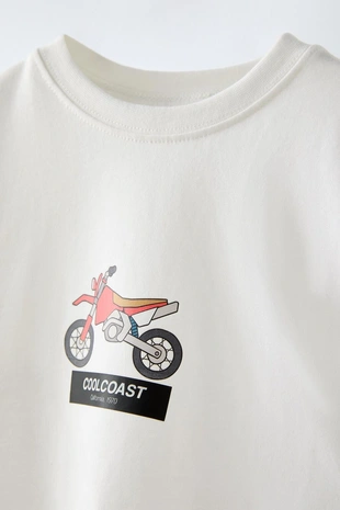 Футболка с принтом автомобиля- Заказать в России