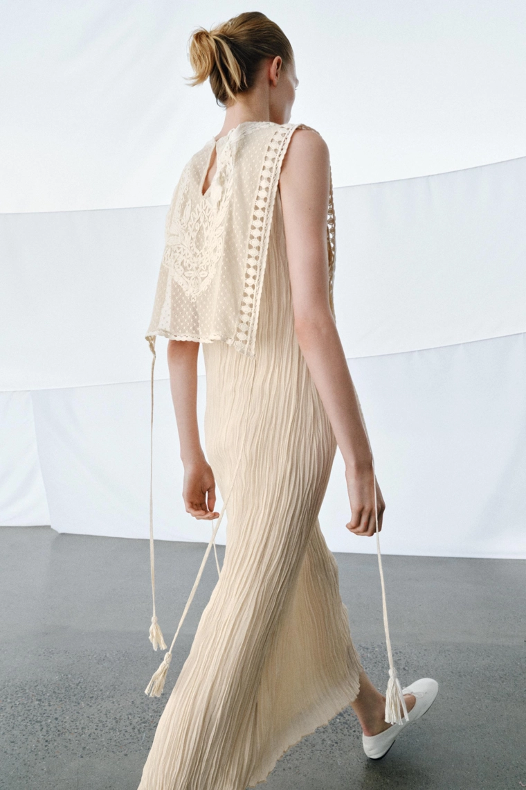 Платье из коллекции zw с съемным налетом