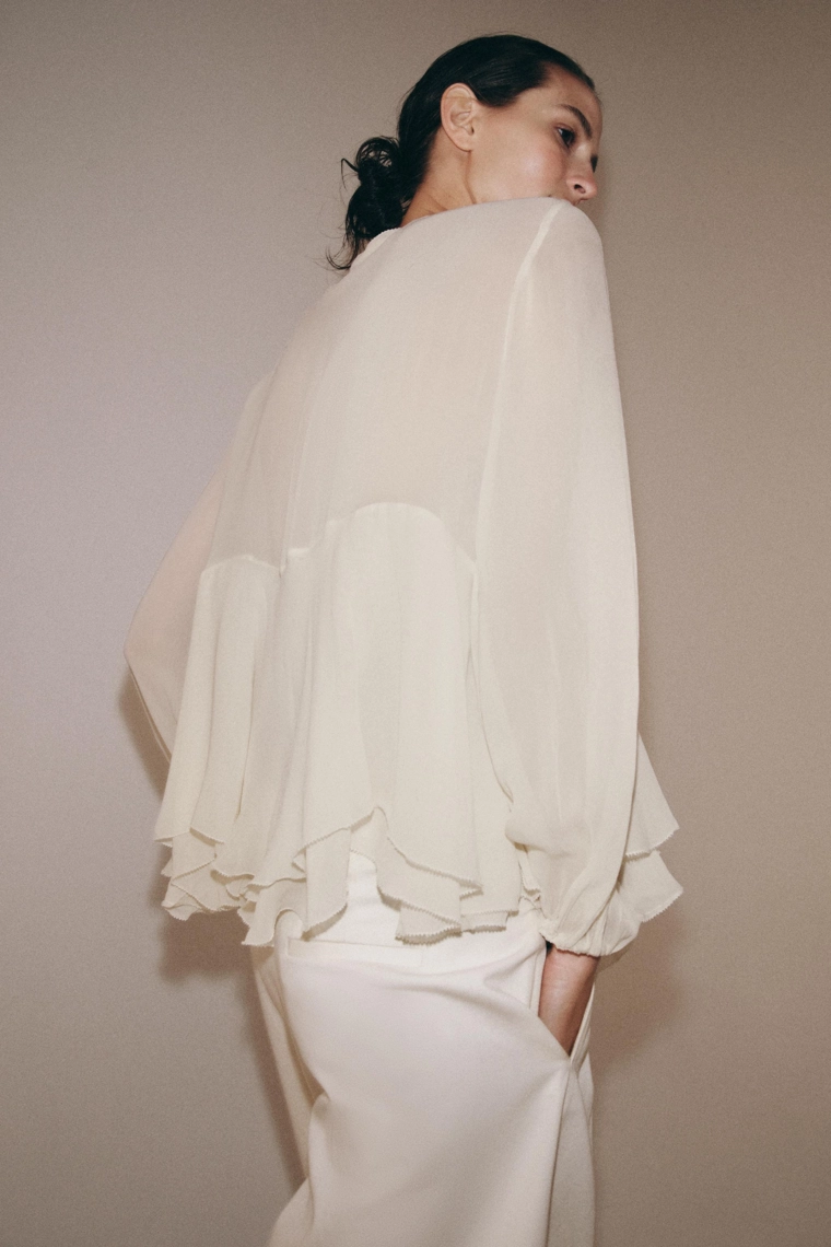 Блуза с оборками коллекции zw