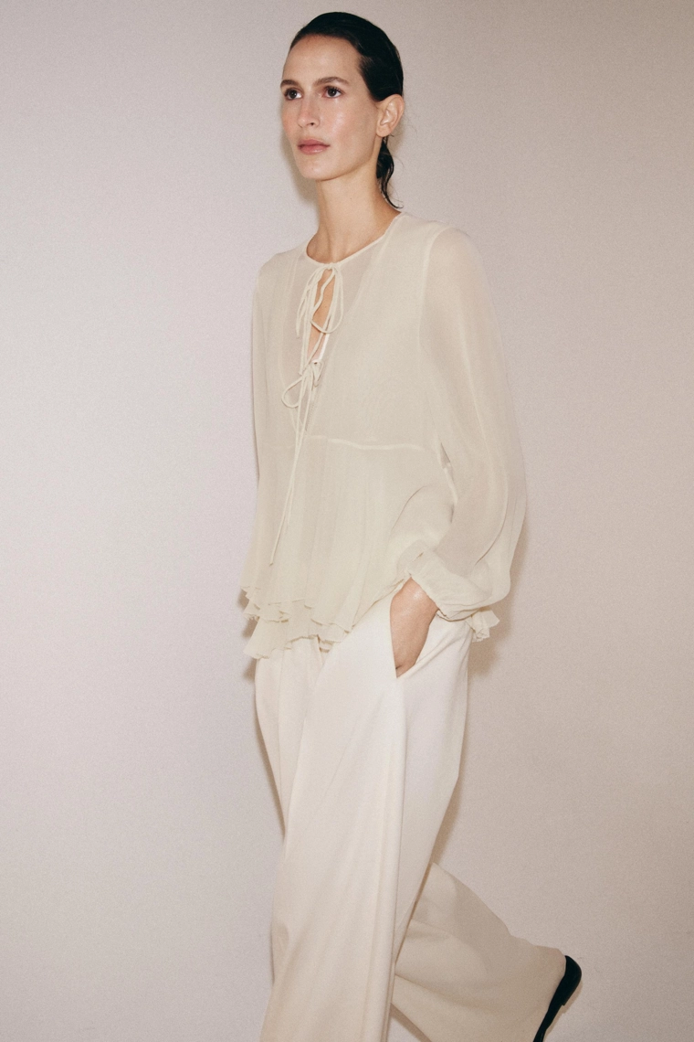 Блуза с оборками коллекции zw