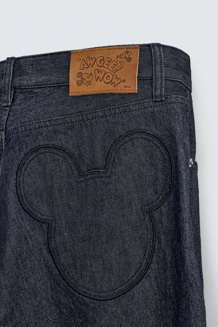 Джинсы свободного кроя с нашивками harry lambert для zara x disney