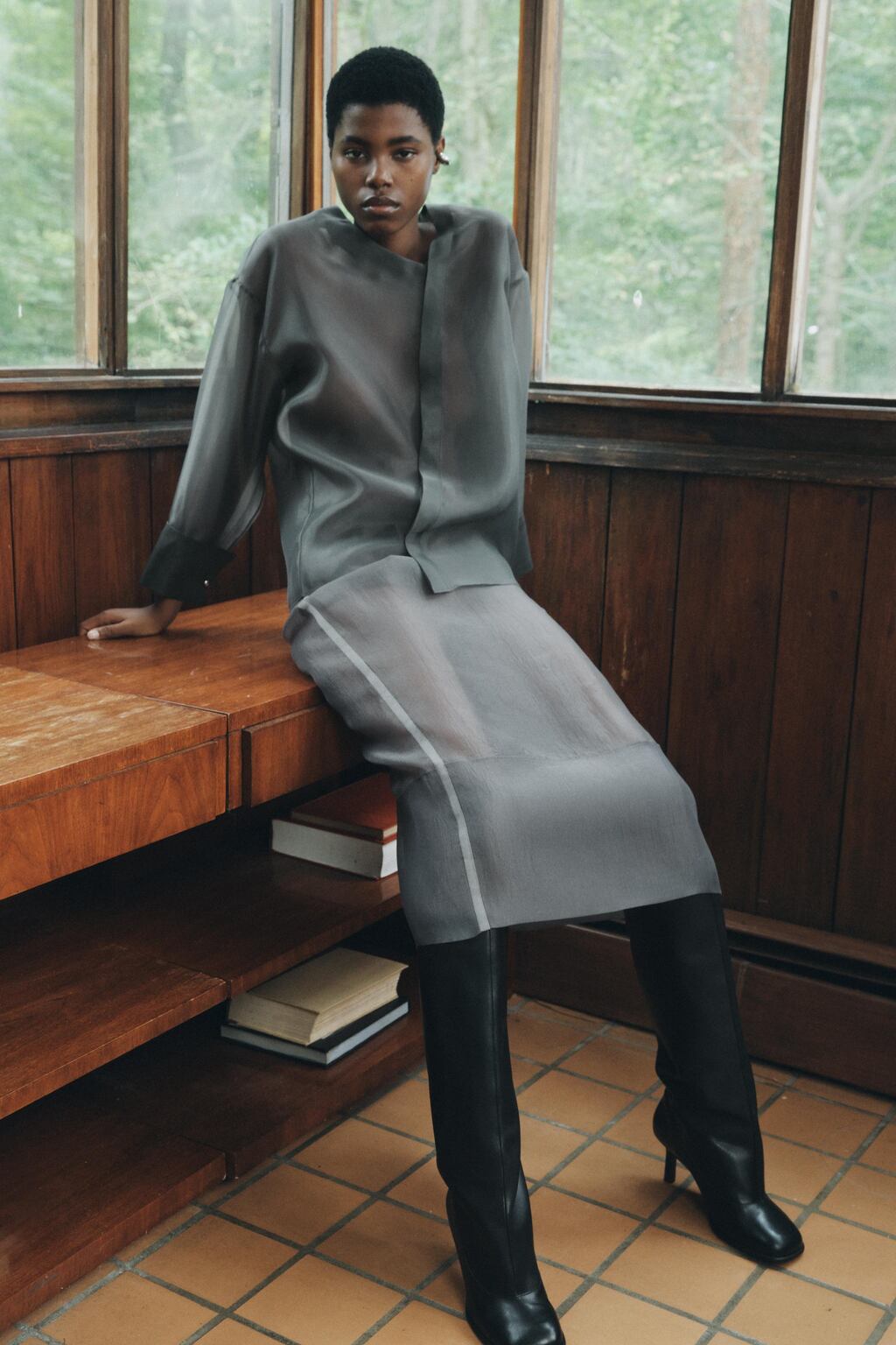 Жасырын камера орыс юбка Жасырын камера орыс юбка