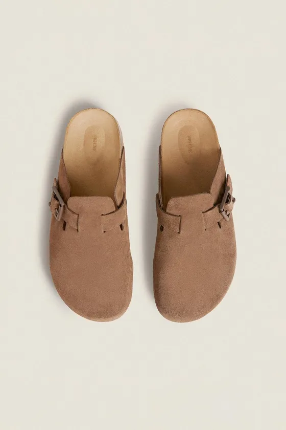 Кожаные мюли с пряжками