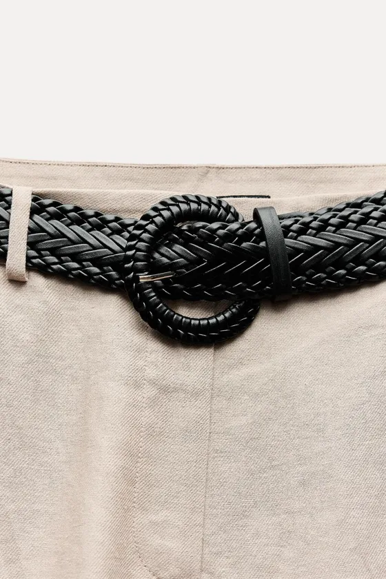 ШОРТЫ ИЗ СМЕСОВОГО ЛЬНА С РЕМНЕМ