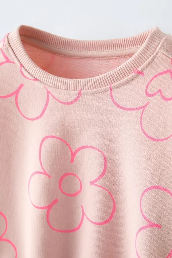 ТОЛСТОВКА С ПРИНТОМ И НАШИВКОЙ