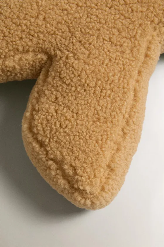 Детcкая подушка в виде буквы x