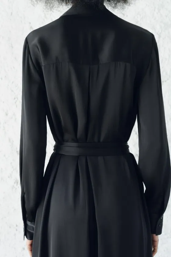 АТЛАСНОЕ ПЛАТЬЕ-РУБАШКА — коллекция Zara «ZW»